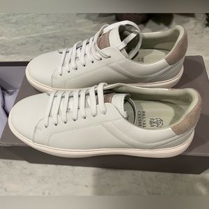 New brunello cucinelli white mens sneakers